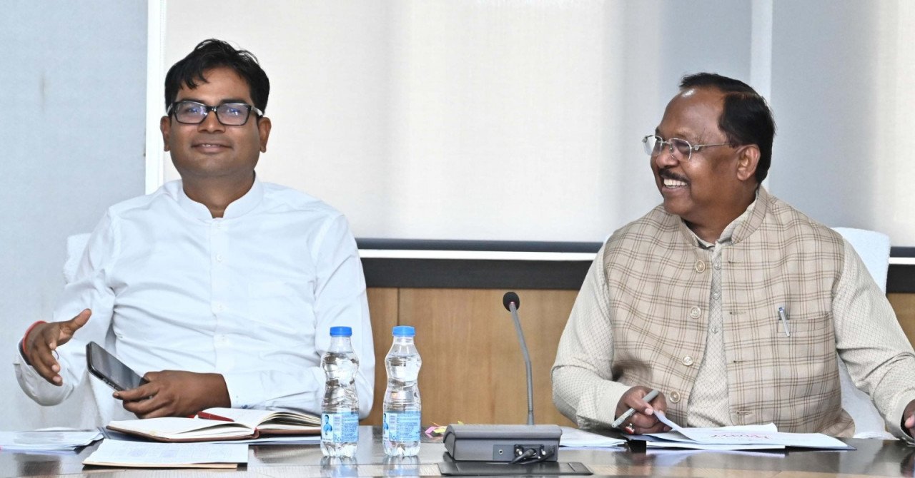 CG Budget: वित्त मंत्री की बजट प्रस्ताव पर मंत्री स्तरीय चर्चा CG Budget: वित्त मंत्री की बजट प्रस्ताव पर मंत्री स्तरीय चर्चा