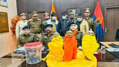 मंदिर से चोरी हुई बेशकीमती मूर्तियां बरामद, भक्तों ने लगाए जय श्रीराम के नारे