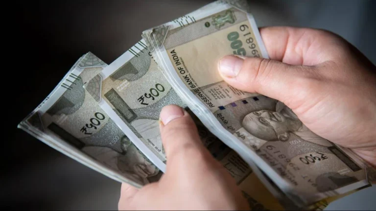 8th pay commission- 8वें वेतन आयोग में पेंशनरों की बड़ी मांग, न्यूनतम पेंशन 45 हजार और फिटमेंट फैक्टर 3.83 करने का प्रस्ताव