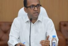 CG News: मैनपाट में गुणवत्ताहीन सड़क निर्माण पर सहायक एवं उप अभियंता को कारण बताओ नोटिस जारी