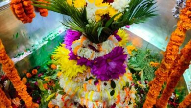 Holi: उत्तर बिहार का ‘देवघर’ जहां अपने विवाहोत्सव के बाद ही गरीबनाथ महादेव खेलना शुरू कर देते हैं होली