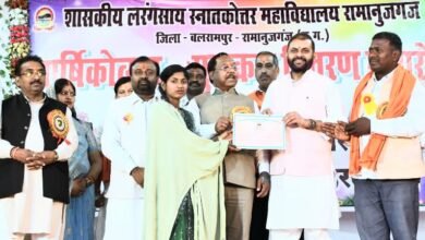 कैबिनेट मंत्री की उपस्थिति में वार्षिक उत्सव कार्यक्रम संपन्न