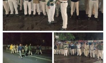 CG NEWS:विश्रामपुर में कॉम्बिंग गश्त के दौरान बड़ी संख्या में पुलिसकर्मी एक साथ सड़कों पर उतरे, निगरानी व गुण्डे बदमाशों को कड़ी हिदायत