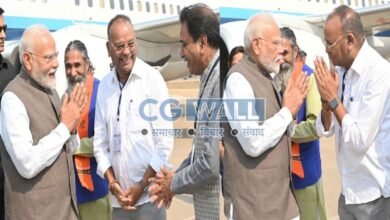 PM नरेंद्र मोदी का रायपुर एयरपोर्ट पर बीजेपी नेताओं ने किया गर्मजोश स्वागत