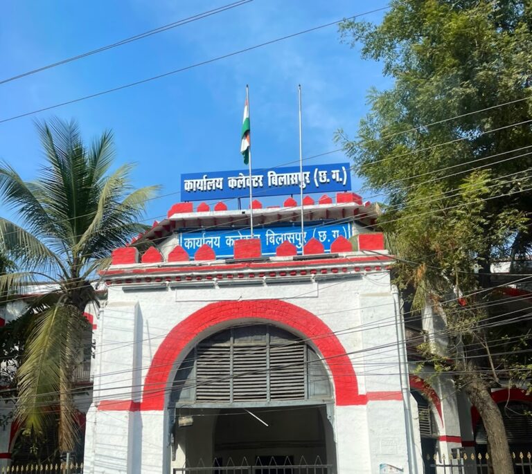 15 एकड़ सरकारी ज़मीन पर सालों से कब्ज़ा… अब बेजा कब्जाधारियों को हटना होगा.. 1 दिसंबर को होगा सीमांकन