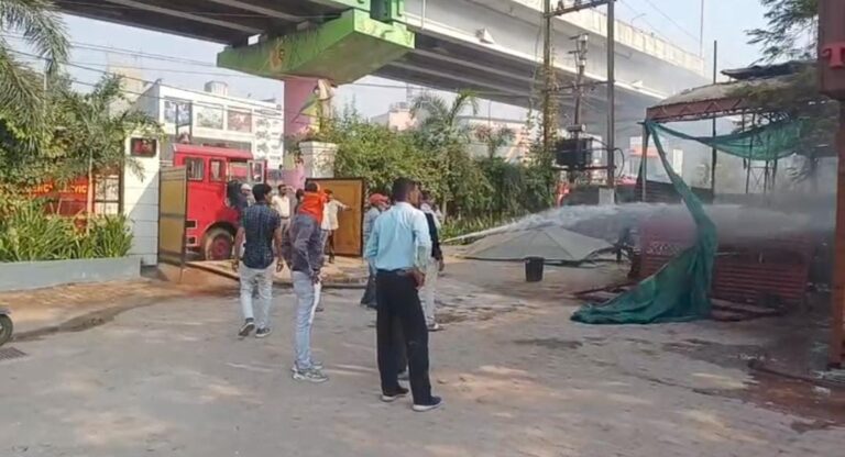 शहर में दो अलग अलग ठिकानों में आगजनी…व्यापार विहार में ड्रायफ्रूट का दुकान जलकर खाक…करोड़ों का हुआ नुकसान