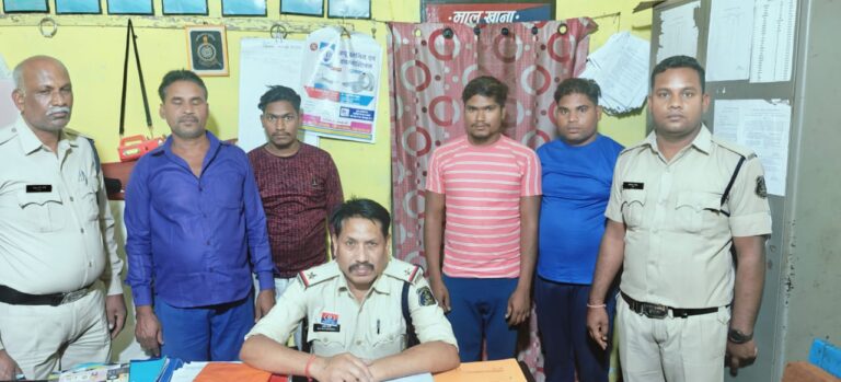 दो गुटों में जमीन विवाद…बीच बचाव करना पड़ा भारी…सात आरोपियों ने मिलकर उतारा मौत के घाट…3 नाबालिग भी शामिल