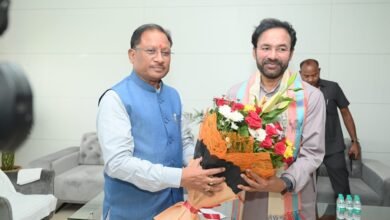 मुलाकात हुई..विकास की बात हुई..केन्द्रीय मंत्री ने बढाया विकास का हाथ..क्रिटिकल मिनरल्स पर मुख्यमंत्री से किया संवाद