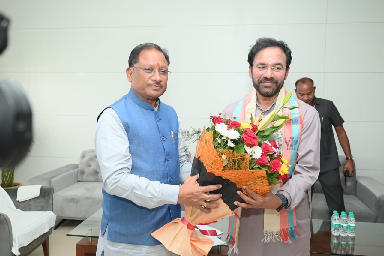 मुलाकात हुई..विकास की बात हुई..केन्द्रीय मंत्री ने बढाया विकास का हाथ..क्रिटिकल मिनरल्स पर मुख्यमंत्री से किया संवाद