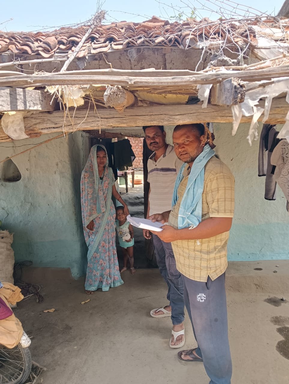 सर्वे में बिलासपुर जिला को अव्वल स्थान…डेढ़ लाख से अधिक नाम दर्ज…एक-एक घर पहुंच पात्र व्यक्ति को तलाश रही टीम सर्वे में बिलासपुर जिला को अव्वल स्थान…डेढ़ लाख से अधिक नाम दर्ज…एक-एक घर पहुंच पात्र व्यक्ति को तलाश रही टीम
