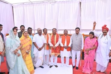 CG NEWS:कुदरगढ़ महोत्सव में पहुंचे CM साय ने सूरजपुर जिले को दी 105 करोड़ की सौगात