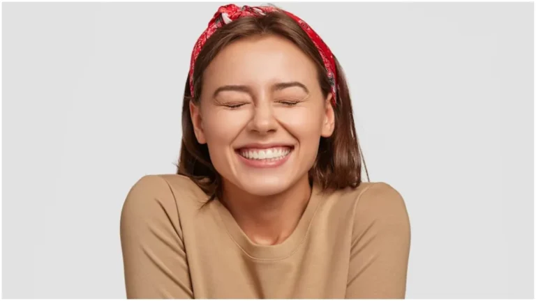 how to whiten your teeth : दांतों का पीलापन हो जाएगा गायब: इन घरेलू नुस्खों से पाएं मोती जैसे सफेद दांत और खिलखिलाएं बेझिझक