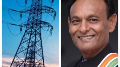 आंधी तूफान का कहर…ठेकेदारों की मनमानी और शासन की ढुलमुल नीति…फिर क्यों ना हो जनता परेशान…अंधेरे में आधा शहर