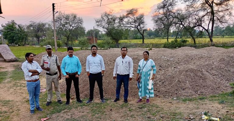 कलेक्टर ने किया रेत माफियों को बेचैन…संयुक्त टीम ने मारा तखतपुर में छापा…5 जगह से 429 घनमीटर का रेत भण्डार बरामद