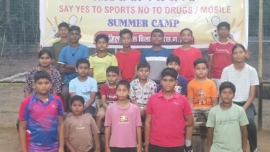 यहां…बच्चे शरीर से ही नहीं..दिमाग से भी हो रहे मजबूत…कल संवारने के साथ..कागज पेंसिल से कर रहे संवाद..मार रहे गोल