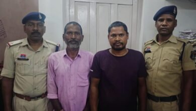 मां बहन की अश्लील गाली गलौच…फिर भरत को गरम तेल की कड़ाही में धकेला…पुलिस ने दोनों आरोपियों को किया गिरफ्तार