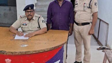 माया सेल्स की माया…कम्पनी ने 22 पीड़ितों को दिया 9 लाख का झटका…शातिर आरोपी कामता यहां से हुआ गिरफ्तार