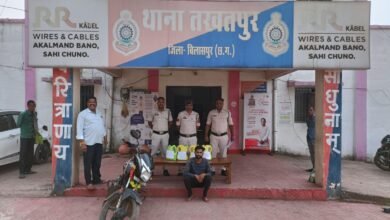 पुलिस कार्रवाईः भारी मात्रा में कच्ची शराब बरामद…परिवहन करते घेराबन्दी में पकड़ाए आरोपी…आरोपियों को भेजा गया जेल