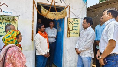 CG News : प्रमुख सचिव सोनमणि बोरा ने पीएम जनमन आवासों का किया निरीक्षण, आवश्यक सुधार कार्यों के दिए निर्देश