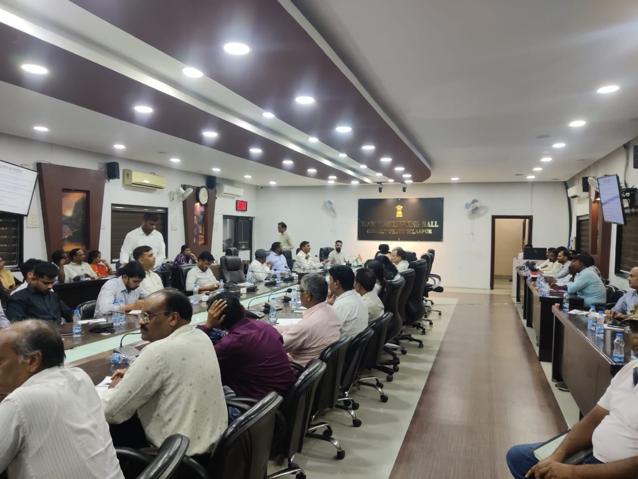 मतदाता सूची संक्षिप्त पुनरीक्षण के बारे में अधिकारियों को मिला प्रशिक्षण मतदाता सूची संक्षिप्त पुनरीक्षण के बारे में अधिकारियों को मिला प्रशिक्षण
