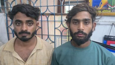 आरोपियों ने दिखाया तलवारबाजी की हुनर..पुलिस ने बोला धावा…बारी बारी से गिरफ्तार दोनों आरोपियों को भेजा गया जेल