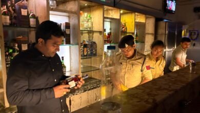 Raipur news: आबकारी और पुलिस की टीमों द्वारा शहर के बार , रेस्टोरेंट , होटलों की सघन जांच