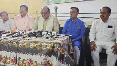 पूर्व मंत्री ने युक्तियुक्तकरण को बताया सबसे बड़ा फ़रेब..खत्म हो जाएंगे इतने रोजगार…जिला अध्यक्ष ने कहा 3 चरणों में करेंगे आंदोलन
