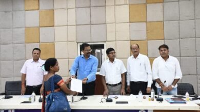Yuktyuktikaran News- कलेक्टर ने युक्तियुक्तकरण अंतर्गत काउंसलिंग प्रक्रिया का किया अवलोकन