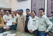 CG NEWS:केन्द्र के बराबर D.A. सहित 13 सूत्रीय मांगों को लेकर कर्मचारी संघ ने किया ध्यानाकर्षण प्रदर्शन
