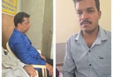 जनता की जमीन…राजस्व कर्मचारी रंगे हाथ रिश्वत लेते पकड़ाया…एसीबी की बड़ी कार्रवाई
