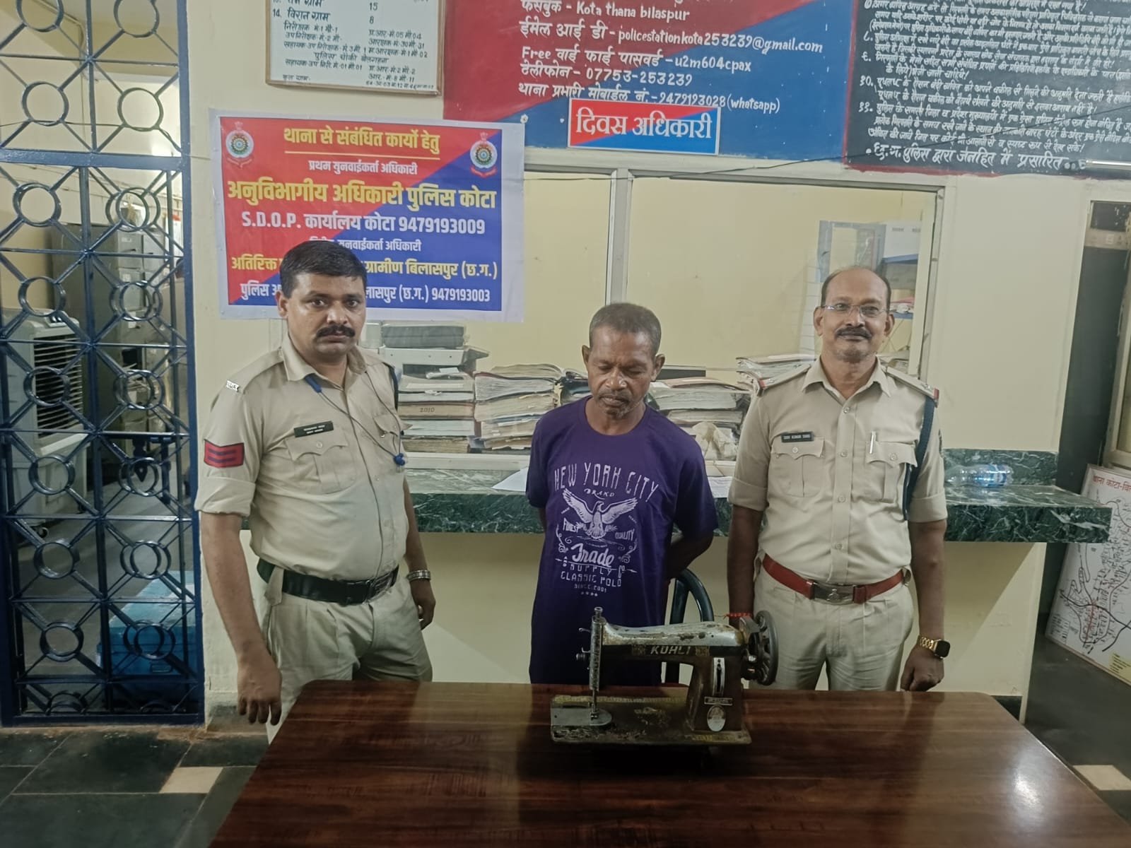 कोटा पुलिस ने घुमक्कड़ चोर को पकड़ा..इतना सामन बरामद..चोर ने बताई कहानी कोटा पुलिस ने घुमक्कड़ चोर को पकड़ा..इतना सामन बरामद..चोर ने बताई कहानी