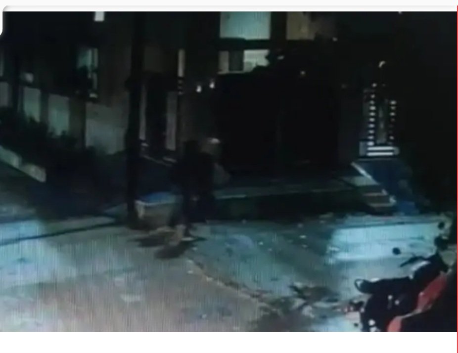 जज समेत 4 मकानो में लाखों की चोरी… 30 लाख का जेवर पार.. पुलिस की उड़ी नींद, खंगाल रहे सीसीटीवी जज समेत 4 मकानो में लाखों की चोरी… 30 लाख का जेवर पार.. पुलिस की उड़ी नींद, खंगाल रहे सीसीटीवी