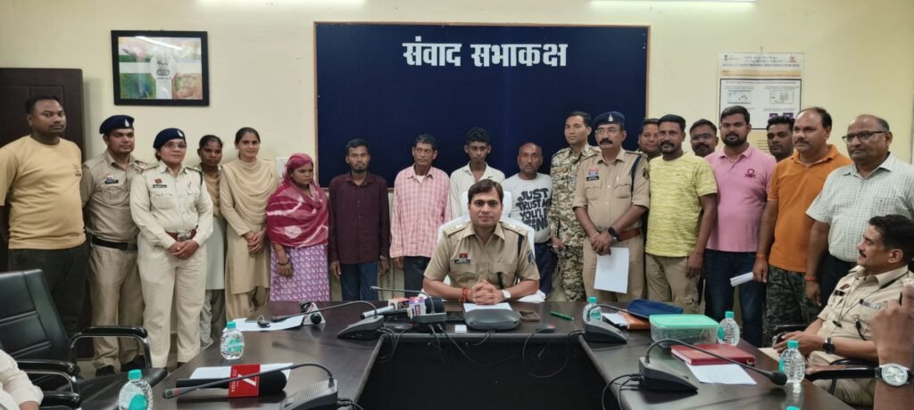 अंधविश्वास की अंधी गली में, मासूम लाली की बलि — हिफाजत करने वालों ने उतारा मौत के घाट अंधविश्वास की अंधी गली में, मासूम लाली की बलि — हिफाजत करने वालों ने उतारा मौत के घाट