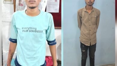 ऑपरेशन प्रहार:पुलिस का बड़ा एक्शन, चोरी का मोबाइल बेचने वाला गिरफ्तार, गुंडा बदमाश की डिक्की से खुखरी बरामद