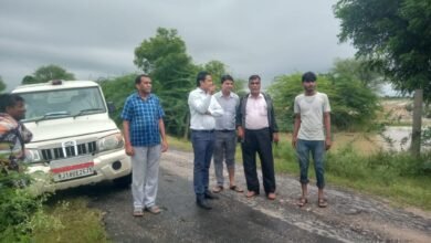 School Close: मूसलाधार बारिश का कहर: स्कूल बंद, जलभराव और बिजली गुल से जनजीवन अस्त-व्यस्त