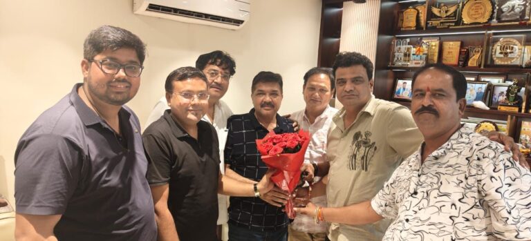 बिलासपुर सराफा एसोसिएशन नई कार्यकारिणी का गठन..कमल सोनी अध्यक्ष.. रौनक को कोषाध्यक्ष की जिम्मेदारी
