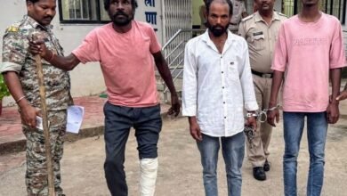 जिला अस्पताल में पुलिसकर्मी और अस्पताल स्टाफ में मारपीट.. लूट का आरोप.. चार आरोपी सलाखों के पीछे