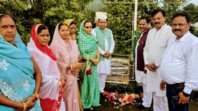 स्वतंत्रता दिवस पर भाजपा कार्यालय में ध्वजारोहण.. गूंजे देशभक्ति के तराने