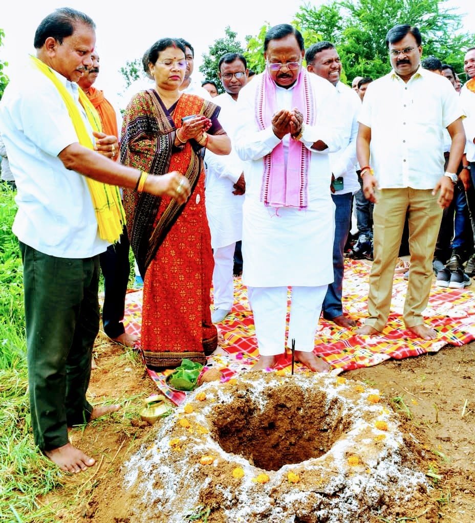 62 करोड़ की लागत से होगा विद्युत विस्तार, राम विचार नेताम ने किया शुभारंभ; डिंडो में बनेगा 50 सीटर छात्रावास