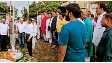भारसाधक अधिकारी ने किया ध्वजारोहण.. पौधरोपण के साथ मनाया स्वतंत्रता दिवस