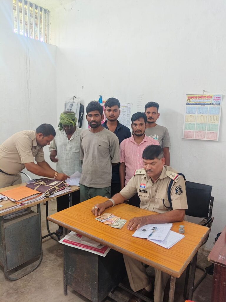 “ऑपरेशन प्रहार: बिल्हा पुलिस ने दगौरी में मारा छापा, 5 जुआरी सलाखों के पीछे”