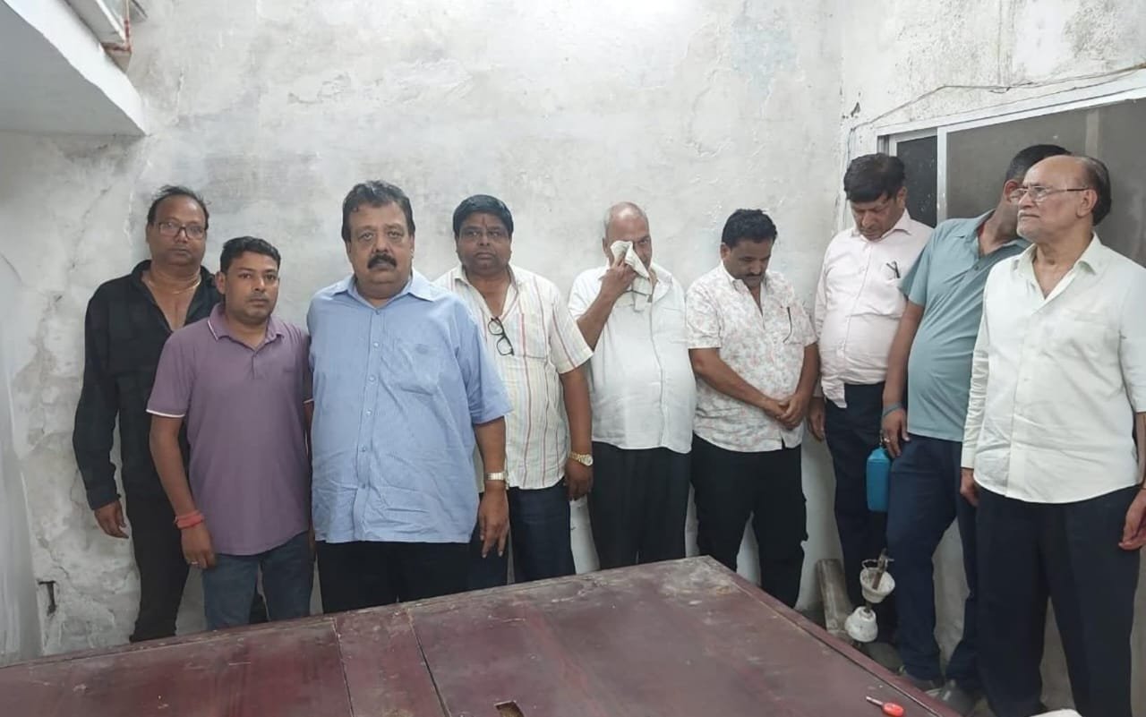 बिलासपुर में जुआ अड्डे पर बड़ी कार्रवाई, 9 आरोपी गिरफ्तार और 41 हजार से ज्यादा कैश जब्त बिलासपुर में जुआ अड्डे पर बड़ी कार्रवाई, 9 आरोपी गिरफ्तार और 41 हजार से ज्यादा कैश जब्त