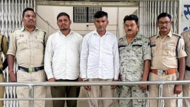 गौ-तस्करी पर पुलिस का शिकंजा: मास्टरमाइंड तौफीक़ अंसारी समेत 9 आरोपी गिरफ्तार, झारखंड से दबोचे गए फरार आरोपी