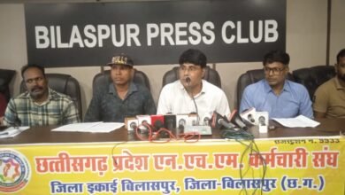 एनएचएम कर्मचारियों ने लगाया वादा खिलाफी का आरोप… शासन के दावे को बताया भ्रामक