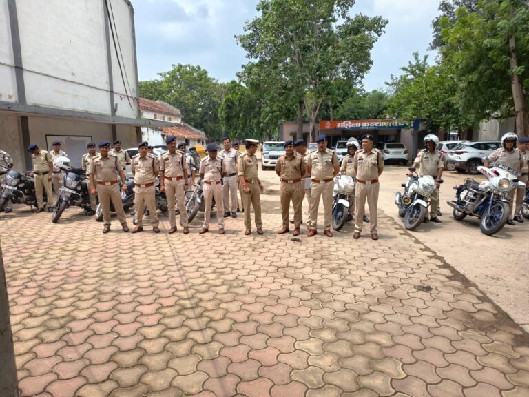 त्योहारों पर पुलिस का अलर्ट मोड…शहर में बाइक पेट्रोलिंग से सुरक्षा कड़ी..भीड़भाड़ वाले इलाकों में रहेगी नजर