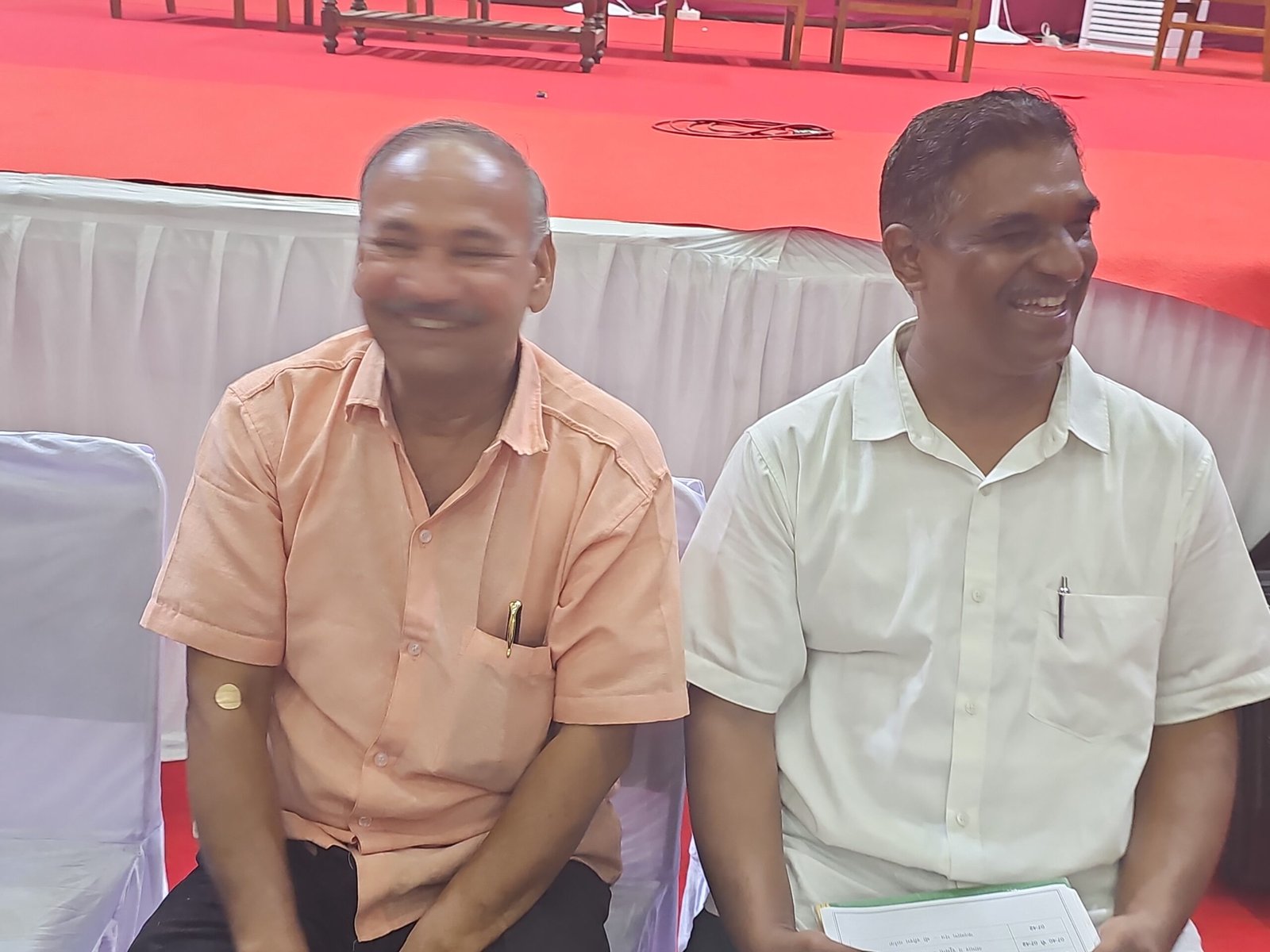 आज मोहन भागवत का प्रवास: सिम्स ऑडिटोरियम में स्मारिका विमोचन समारोह..मंच पर होंगे रमन सिंह और अरुण साव आज मोहन भागवत का प्रवास: सिम्स ऑडिटोरियम में स्मारिका विमोचन समारोह..मंच पर होंगे रमन सिंह और अरुण साव