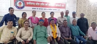 CG NEWS: प्रधानपाठक रामकुमार यादव सेवानिवृत्त,  कर्मचारी संघ ने किया सम्मान