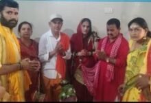 जतिया तालाब परिसर के प्राचीन शिव मंदिर में शुभ संकल्प के साथ सामूहिक रुद्राभिषेक…