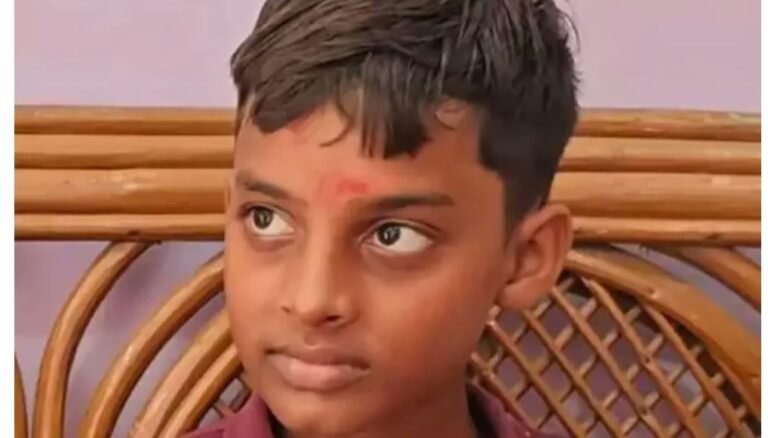 “मोबाइल के लिए दोस्त ने ली जान: 13 दिन बाद झाड़ियों में मिला मासूम चिन्मय का शव…गांव में मातम”