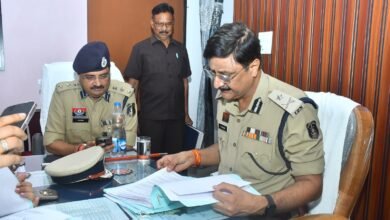 अपराधियों पर शिकंजा कसो, जनता से रहो विनम्र – IG संजीव शुक्ला का सख्त संदेश
